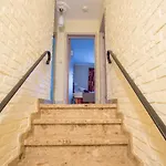B&B Domo Togan